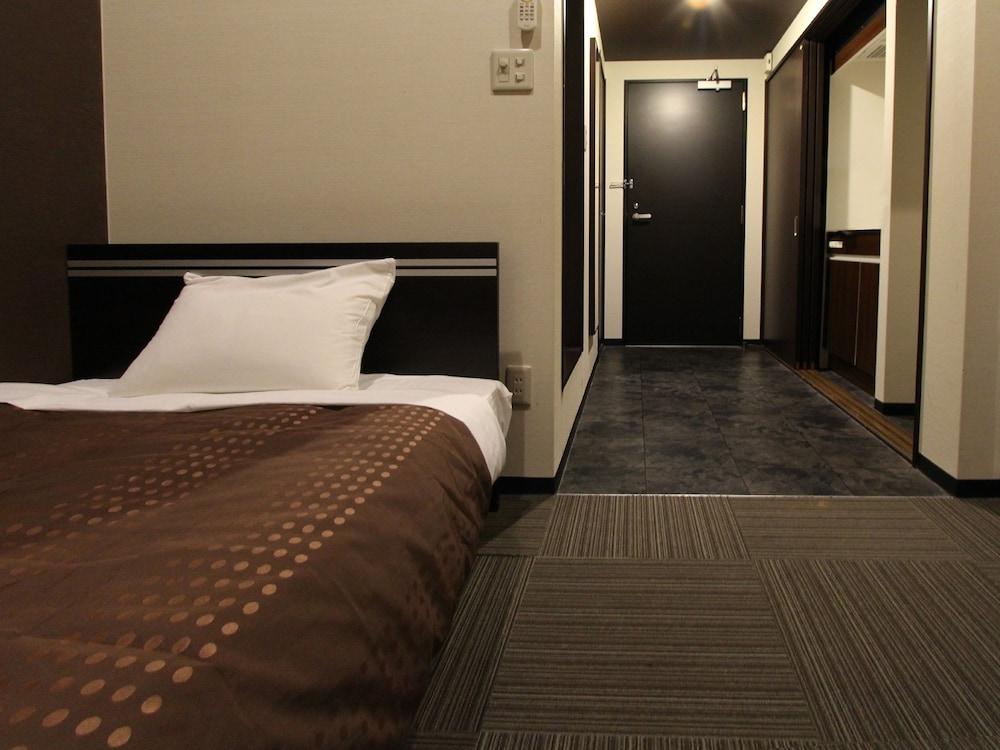 HOTEL LiVEMAX BUDGET Esaka Suita Exterior foto